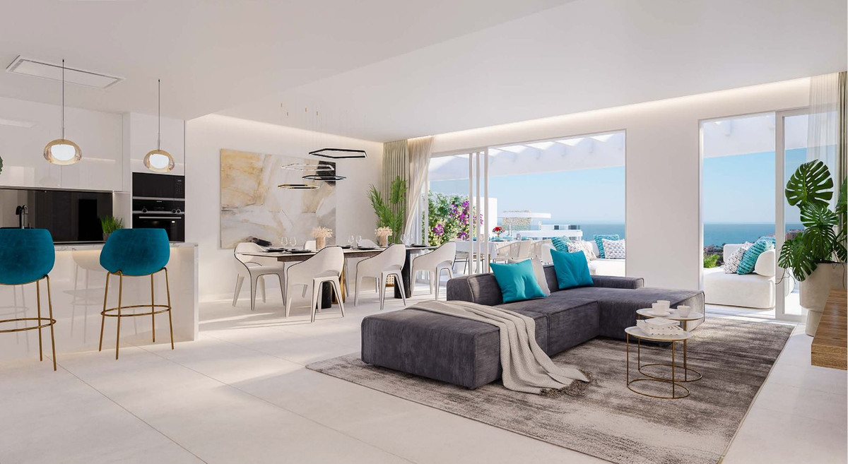 3 bedroom Apartments for sale in La Cala de Mijas – R5256415
