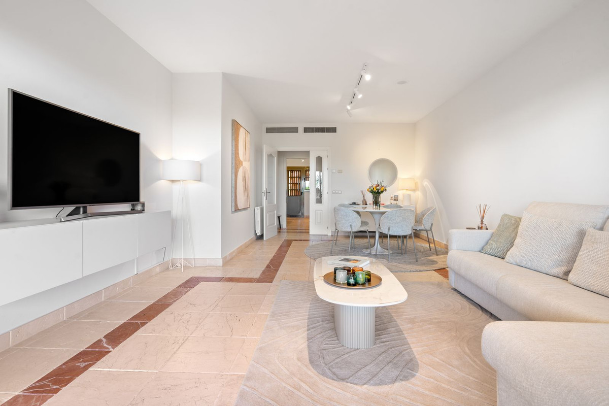 Apartamentos de 2 dormitorios en venta en Benahavís – R5433796 Apartamentos de 2 dormitorios en venta en Benahavís – R5433796