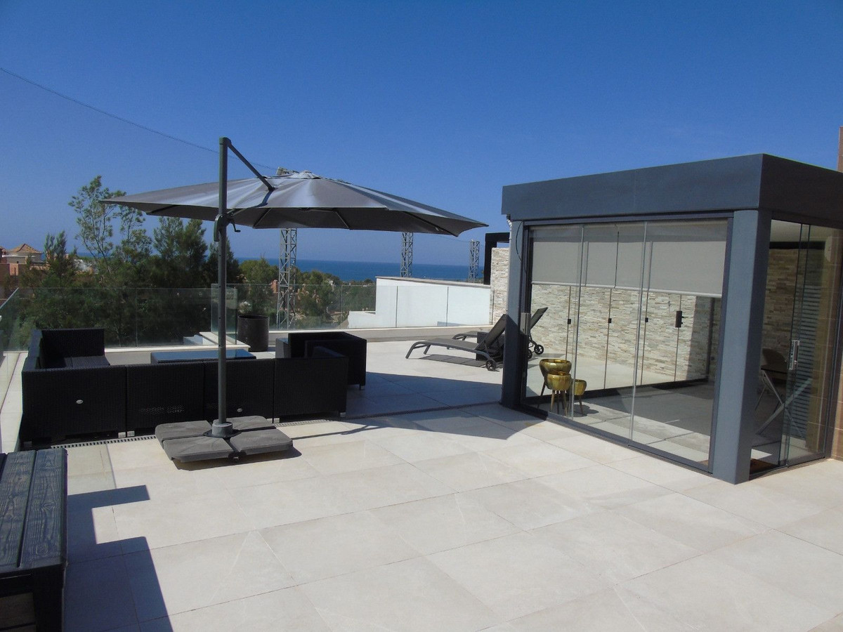 3 bedroom Penthouses for sale in Marbella – R5400694 3 bedroom Penthouses for sale in Marbella – R5400694
