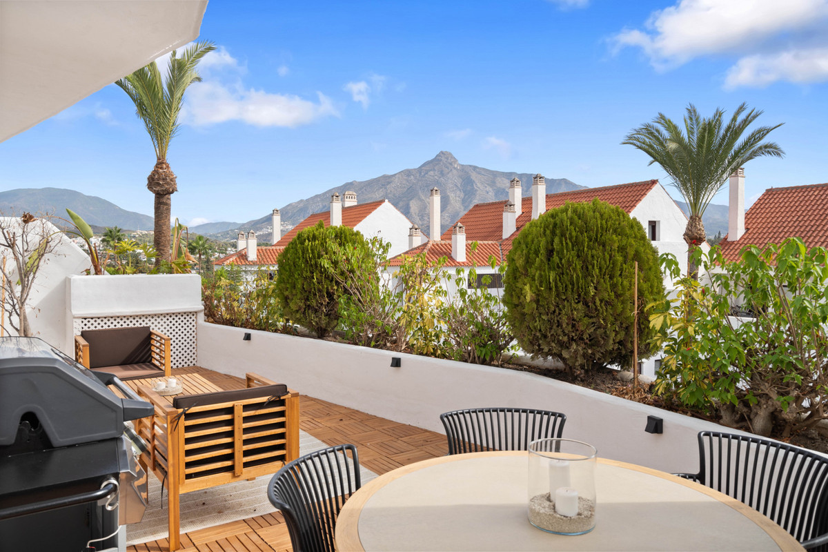 Apartamentos de 4 dormitorios en venta en Nueva Andalucía – R5166733 Apartamentos de 4 dormitorios en venta en Nueva Andalucía – R5166733