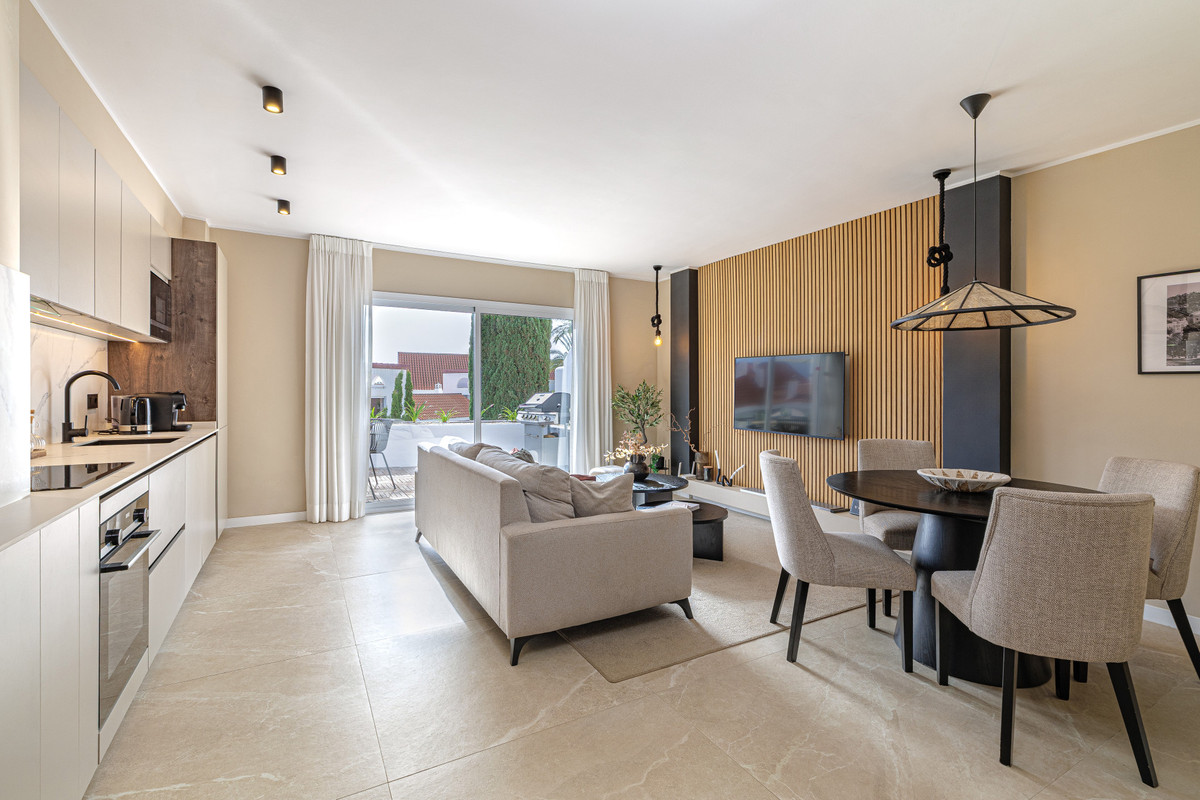 Apartamentos de 4 dormitorios en venta en Nueva Andalucía – R5166733 Apartamentos de 4 dormitorios en venta en Nueva Andalucía – R5166733