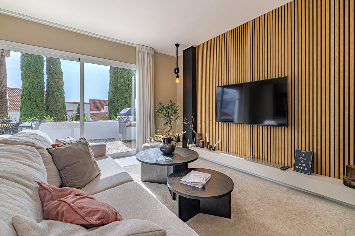 Apartamentos de 4 dormitorios en venta en Nueva Andalucía – R5166733 Apartamentos de 4 dormitorios en venta en Nueva Andalucía – R5166733