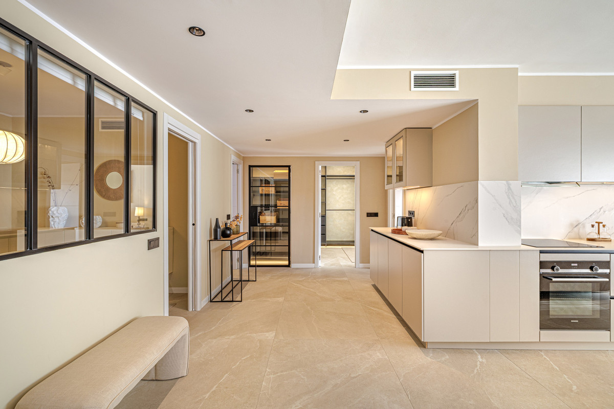 Apartamentos de 4 dormitorios en venta en Nueva Andalucía – R5166733 Apartamentos de 4 dormitorios en venta en Nueva Andalucía – R5166733