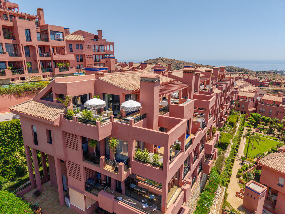 4 bedroom Apartments for sale in Calahonda – R5432557 4 bedroom Apartments for sale in Calahonda – R5432557