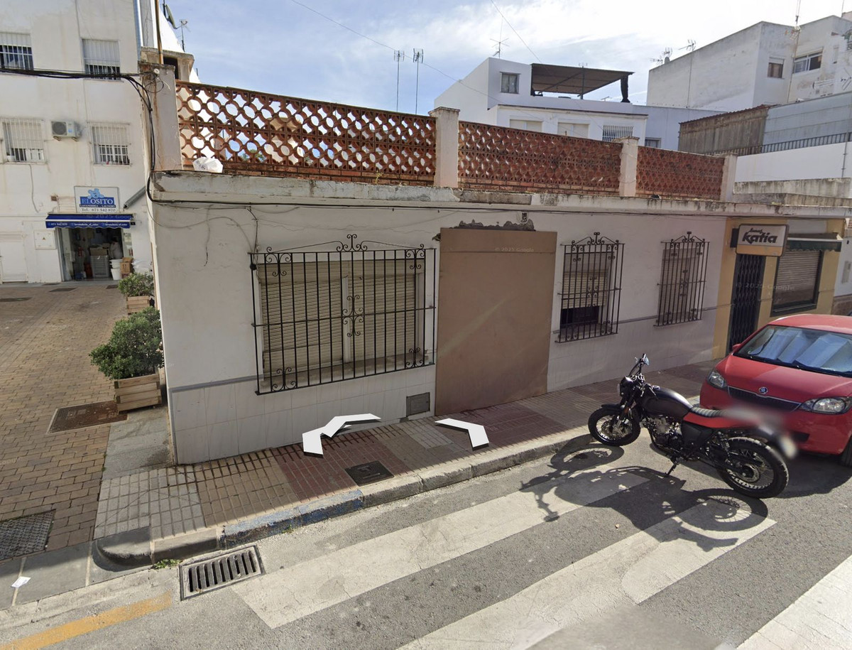 Plots for sale in San Pedro de Alcántara – R5287804 Plots for sale in San Pedro de Alcántara – R5287804