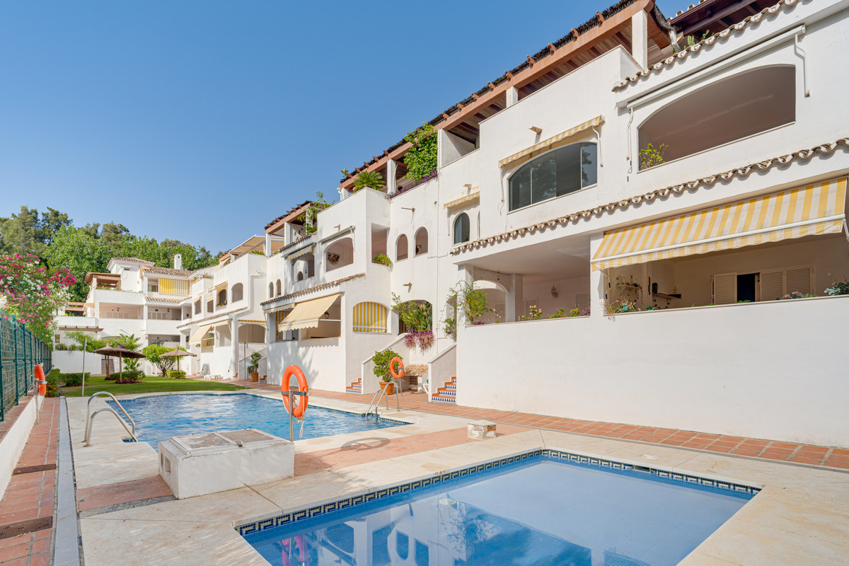 3 bedroom Apartments for sale in Elviria – R5441575 3 bedroom Apartments for sale in Elviria – R5441575