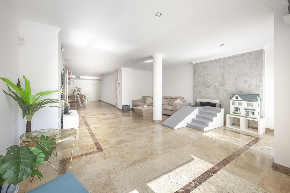 3 bedroom Apartments for sale in Milla de Oro – R5119132 3 bedroom Apartments for sale in Milla de Oro – R5119132