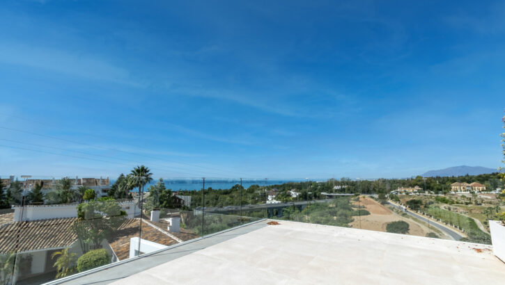 4 bedroom Villas for sale in Marbella – R5204827 4 bedroom Villas for sale in Marbella – R5204827 in