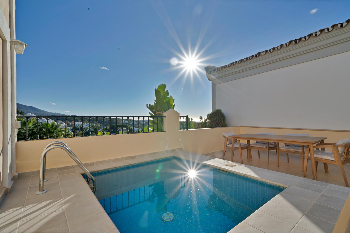 5 bedroom Townhouses for sale in Marbella – R5189632 5 bedroom Townhouses for sale in Marbella – R5189632