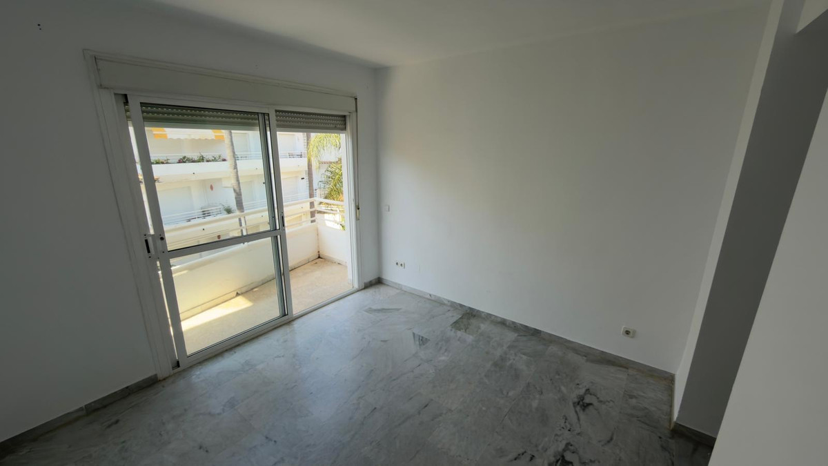 5 bedroom Apartments for sale in Guadalmina Baja – R5391661 5 bedroom Apartments for sale in Guadalmina Baja – R5391661