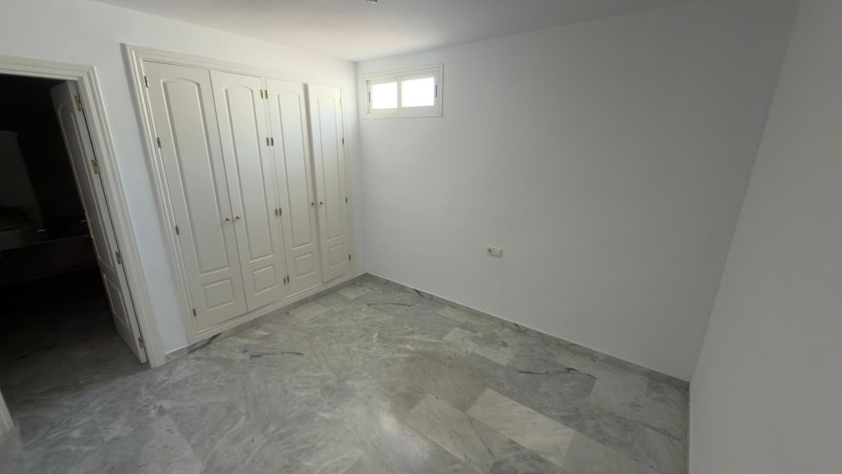 5 bedroom Apartments for sale in Guadalmina Baja – R5391661 5 bedroom Apartments for sale in Guadalmina Baja – R5391661