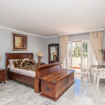 Villas de 5 dormitorios en venta en Calahonda – R5343208 Villas de 5 dormitorios en venta en Calahonda – R5343208