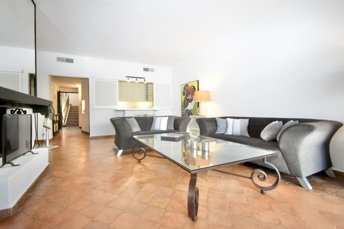 Apartamentos de 1 dormitorio en venta en Puerto Banús – R5449792 Apartamentos de 1 dormitorio en venta en Puerto Banús – R5449792