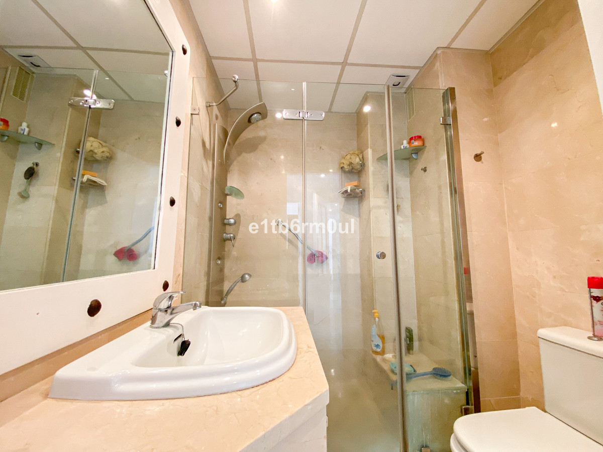 Apartamentos de 3 dormitorios en venta en Milla de Oro – R4994149 Apartamentos de 3 dormitorios en venta en Milla de Oro – R4994149
