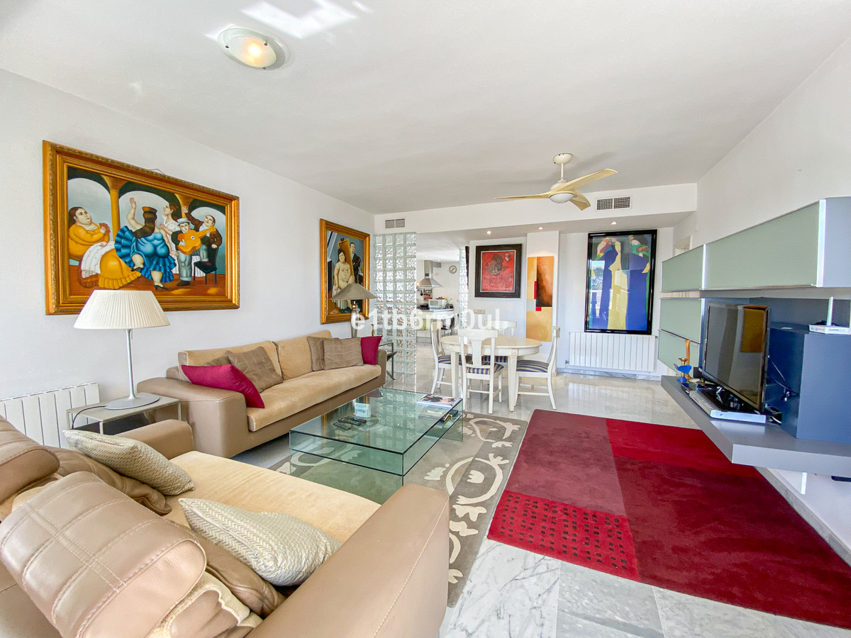 Apartamentos de 3 dormitorios en venta en Milla de Oro – R4994149 Apartamentos de 3 dormitorios en venta en Milla de Oro – R4994149