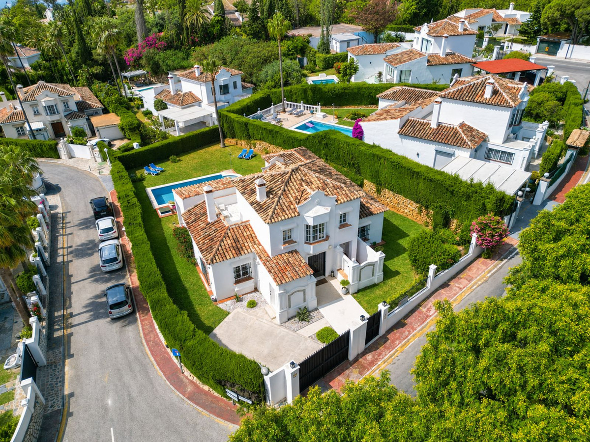 4 bedroom Villas for sale in Elviria – R5418922 4 bedroom Villas for sale in Elviria – R5418922