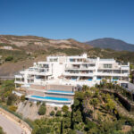 3 bedroom Apartments for sale in Nueva Andalucía – R5333335
