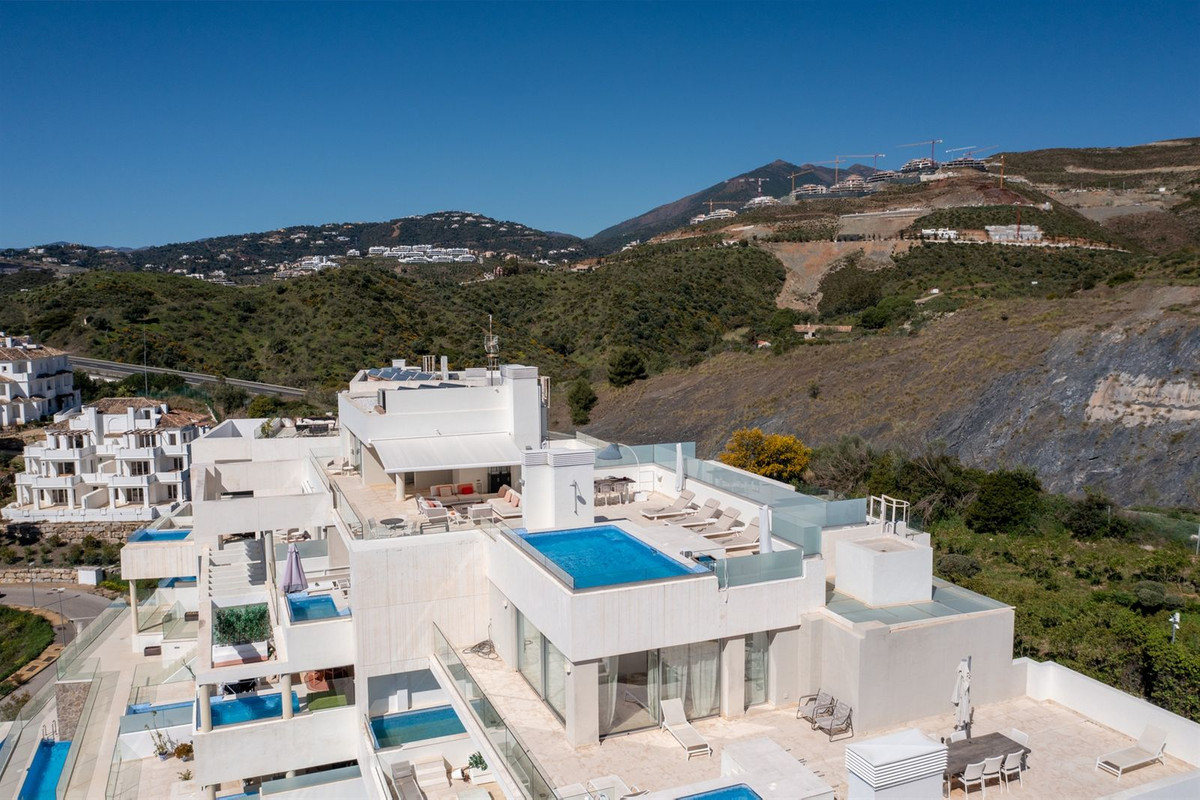 3 bedroom Apartments for sale in Nueva Andalucía – R5333335 3 bedroom Apartments for sale in Nueva Andalucía – R5333335