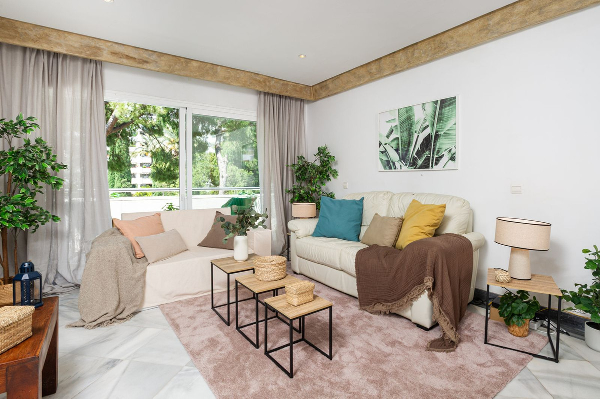 Apartamentos de 2 dormitorios en venta en Marbella – R5070340 Apartamentos de 2 dormitorios en venta en Marbella – R5070340