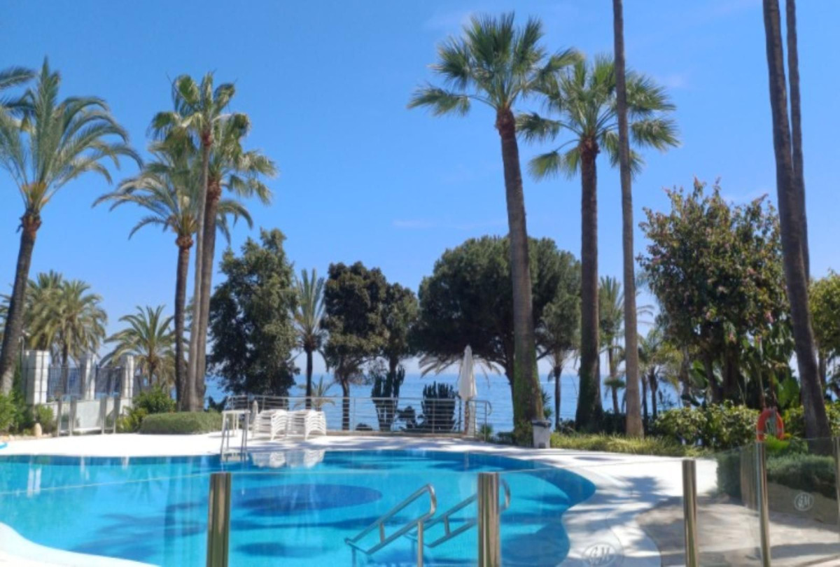 Apartamentos de 2 dormitorios en venta en Marbella – R5070340 Apartamentos de 2 dormitorios en venta en Marbella – R5070340