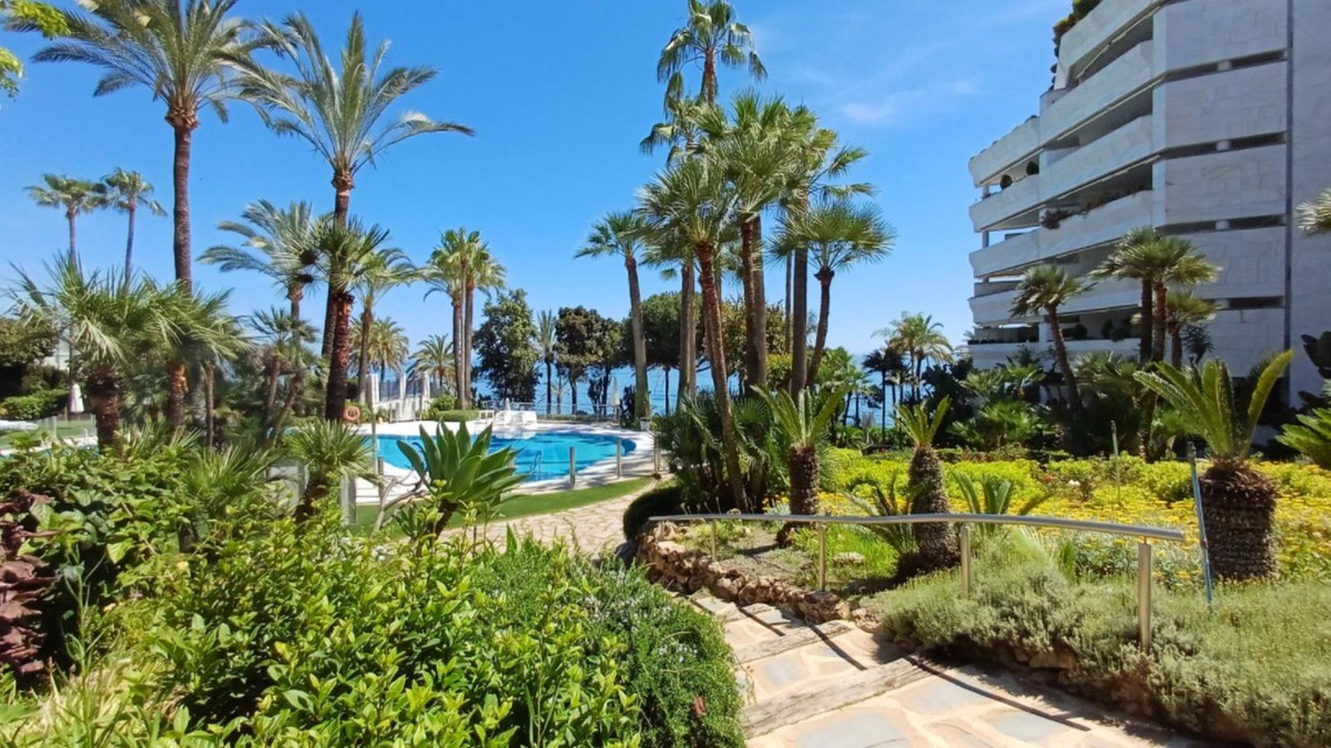 Apartamentos de 2 dormitorios en venta en Marbella – R5070340 Apartamentos de 2 dormitorios en venta en Marbella – R5070340