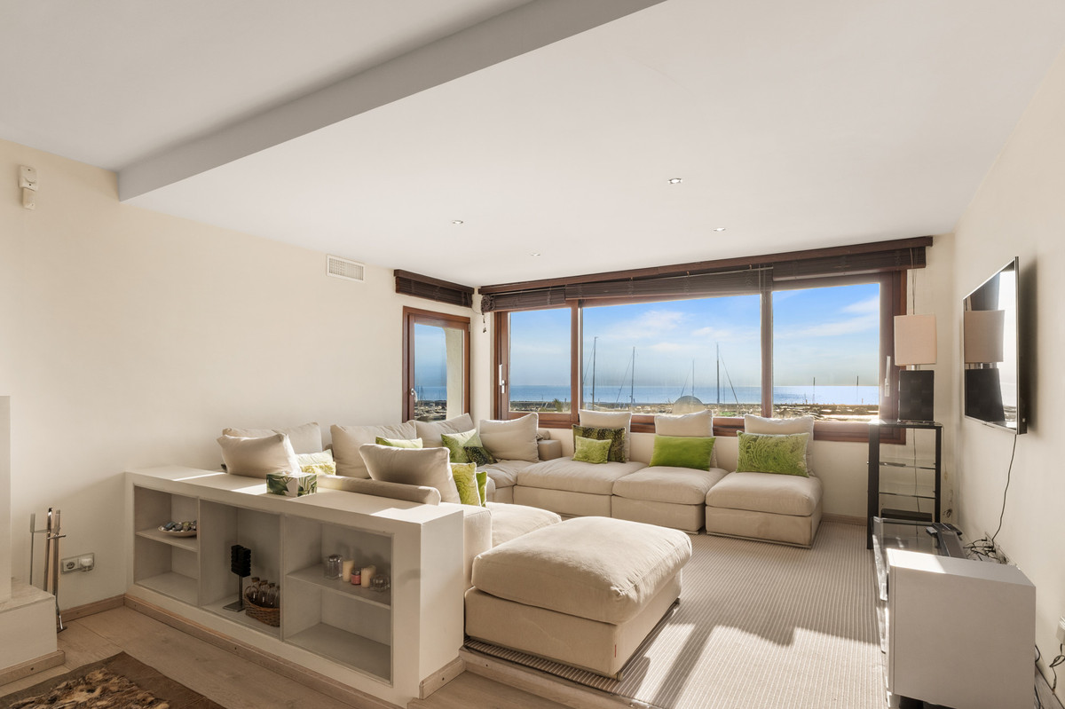 2 bedroom Apartments for sale in Puerto Banús – R5368987 2 bedroom Apartments for sale in Puerto Banús – R5368987