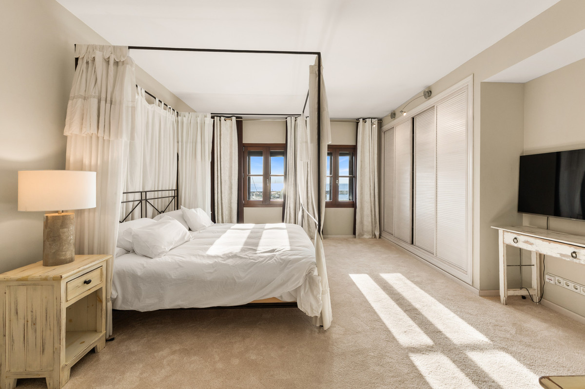 2 bedroom Apartments for sale in Puerto Banús – R5368987 2 bedroom Apartments for sale in Puerto Banús – R5368987
