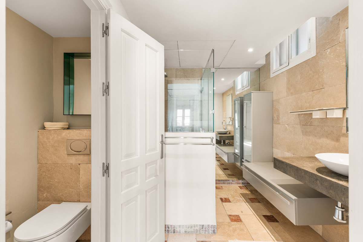 2 bedroom Apartments for sale in Puerto Banús – R5368987 2 bedroom Apartments for sale in Puerto Banús – R5368987
