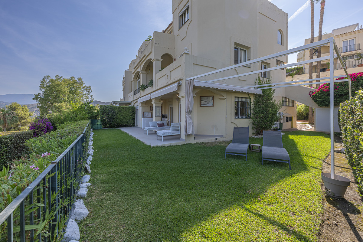 Apartamentos de 3 dormitorios en venta en Benahavís – R5426362 Apartamentos de 3 dormitorios en venta en Benahavís – R5426362