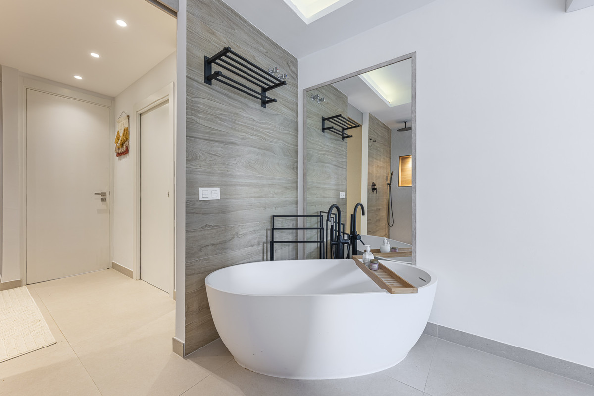 Apartamentos de 3 dormitorios en venta en Benahavís – R5426362 Apartamentos de 3 dormitorios en venta en Benahavís – R5426362