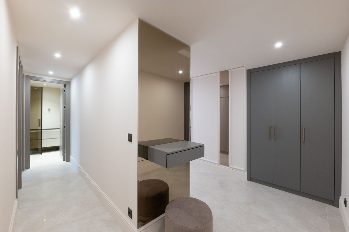 Apartamentos de 3 dormitorios en venta en Nueva Milla de Oro – R4657447 Apartamentos de 3 dormitorios en venta en Nueva Milla de Oro – R4657447