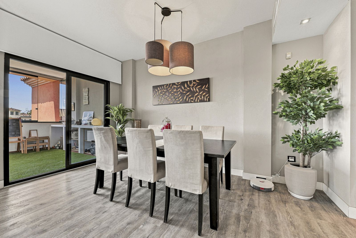 3 bedroom Apartments for sale in Elviria – R5447569 3 bedroom Apartments for sale in Elviria – R5447569