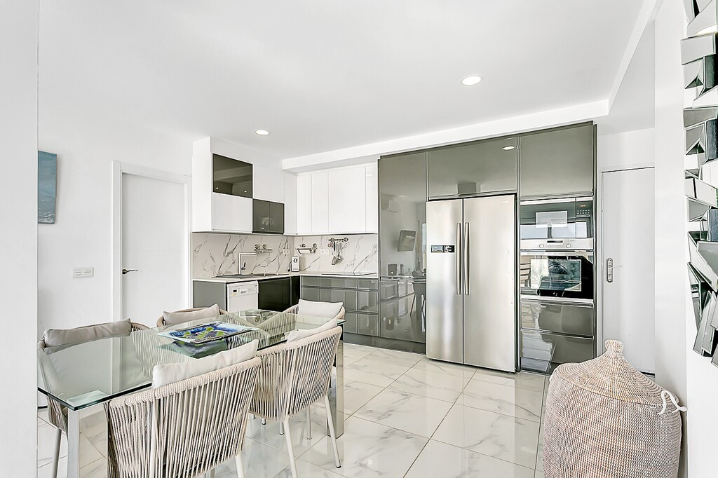 2 bedroom Apartments for sale in Marbella – R5380264 2 bedroom Apartments for sale in Marbella – R5380264
