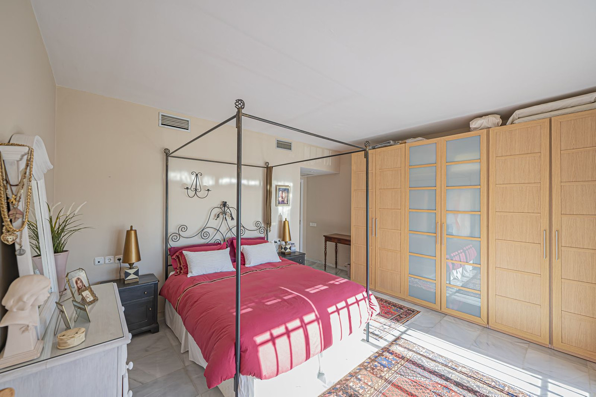 Apartamentos de 2 dormitorios en venta en Benahavís – R5236168 Apartamentos de 2 dormitorios en venta en Benahavís – R5236168