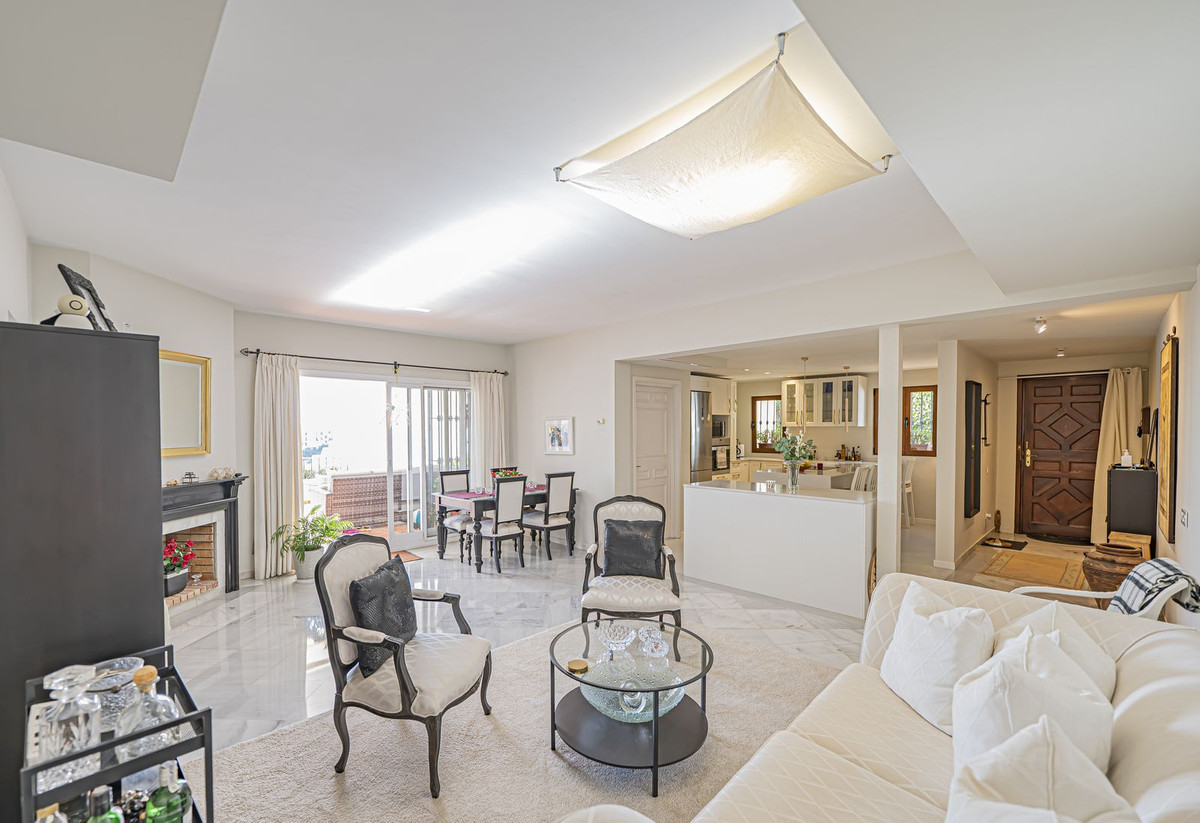 Apartamentos de 2 dormitorios en venta en Benahavís – R5236168 Apartamentos de 2 dormitorios en venta en Benahavís – R5236168