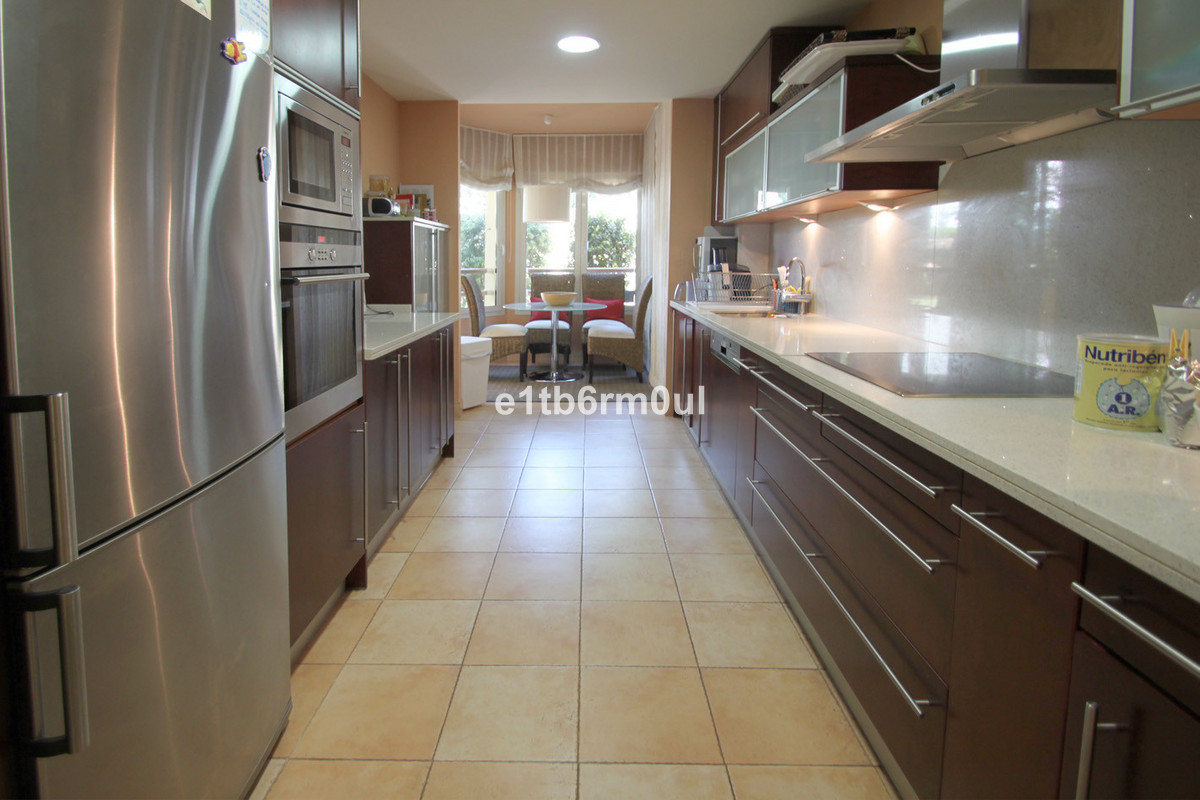 Apartamentos de 3 dormitorios en venta en Milla de Oro – R5441530 Apartamentos de 3 dormitorios en venta en Milla de Oro – R5441530