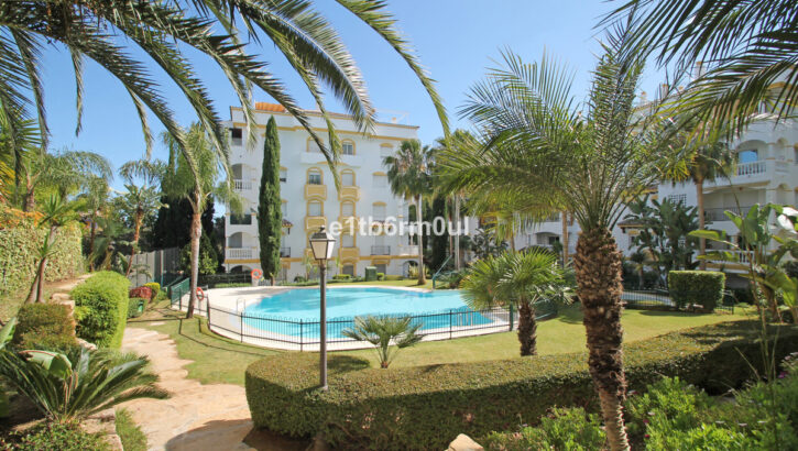 Apartamentos de 3 dormitorios en venta en Milla de Oro – R5427409 Apartamentos de 3 dormitorios en venta en Milla de Oro – R5427409 en