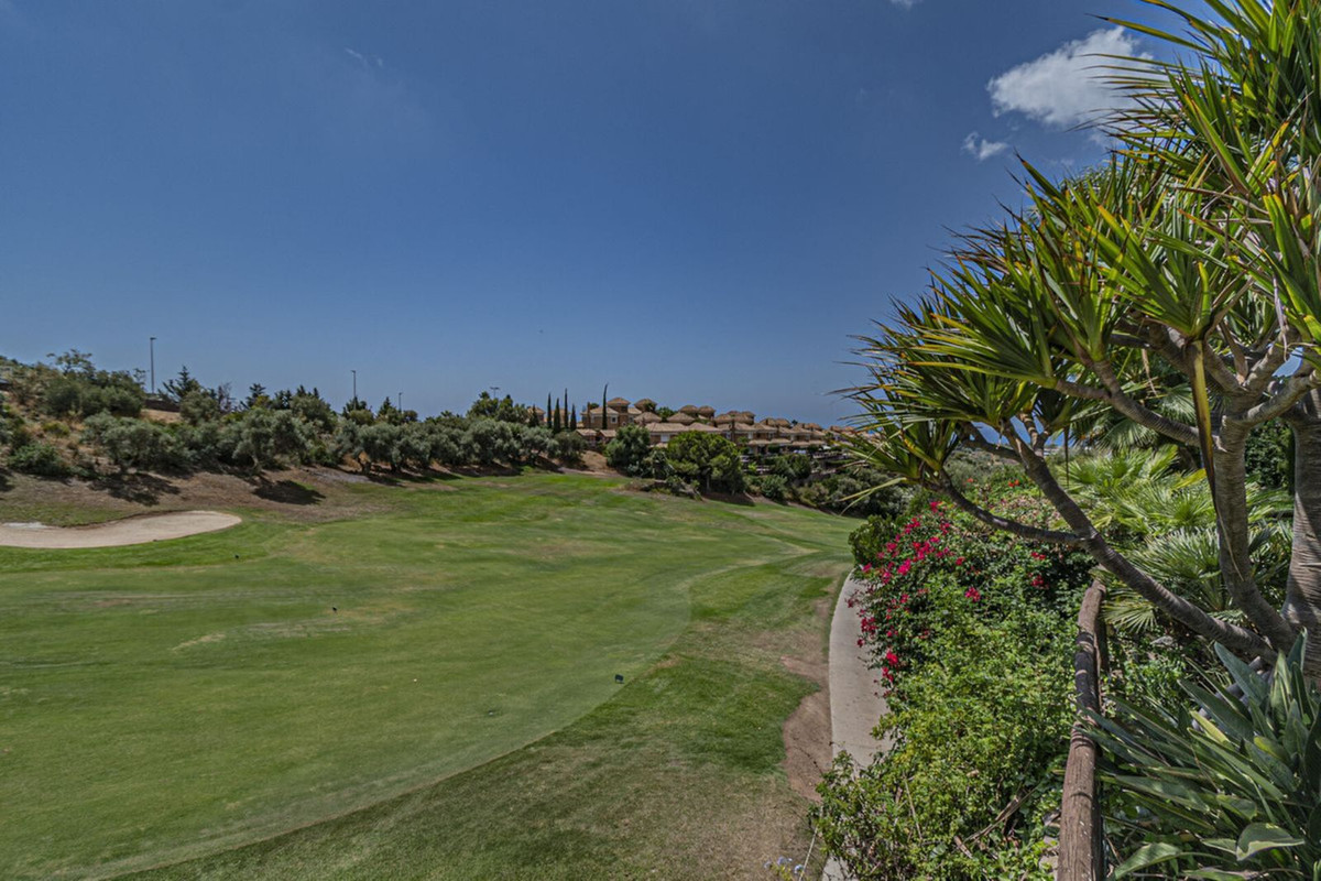 5 bedroom Villas for sale in Marbella – R5075440 5 bedroom Villas for sale in Marbella – R5075440