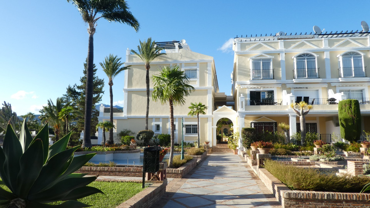 2 bedroom Penthouses for sale in Nueva Andalucía – R5441809 2 bedroom Penthouses for sale in Nueva Andalucía – R5441809