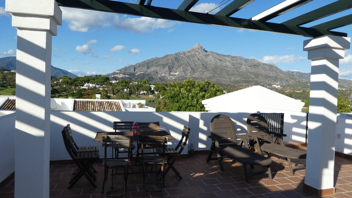 2 bedroom Penthouses for sale in Nueva Andalucía – R5441809 2 bedroom Penthouses for sale in Nueva Andalucía – R5441809