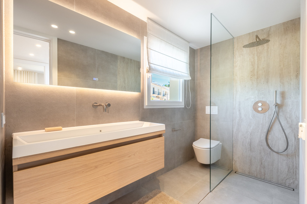 Apartamentos de 3 dormitorios en venta en Benahavís – R5400577 Apartamentos de 3 dormitorios en venta en Benahavís – R5400577