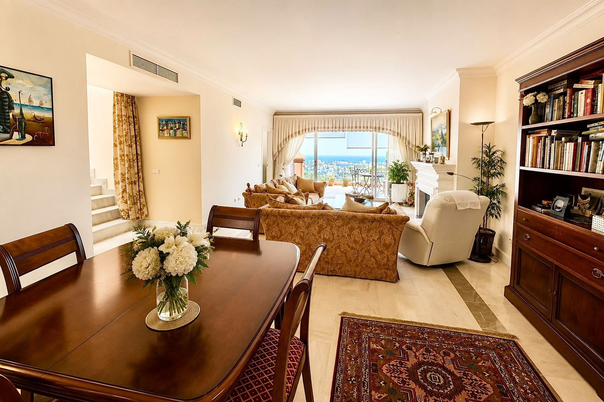 3 bedroom Penthouses for sale in Monte Halcones – R5430502 3 bedroom Penthouses for sale in Monte Halcones – R5430502