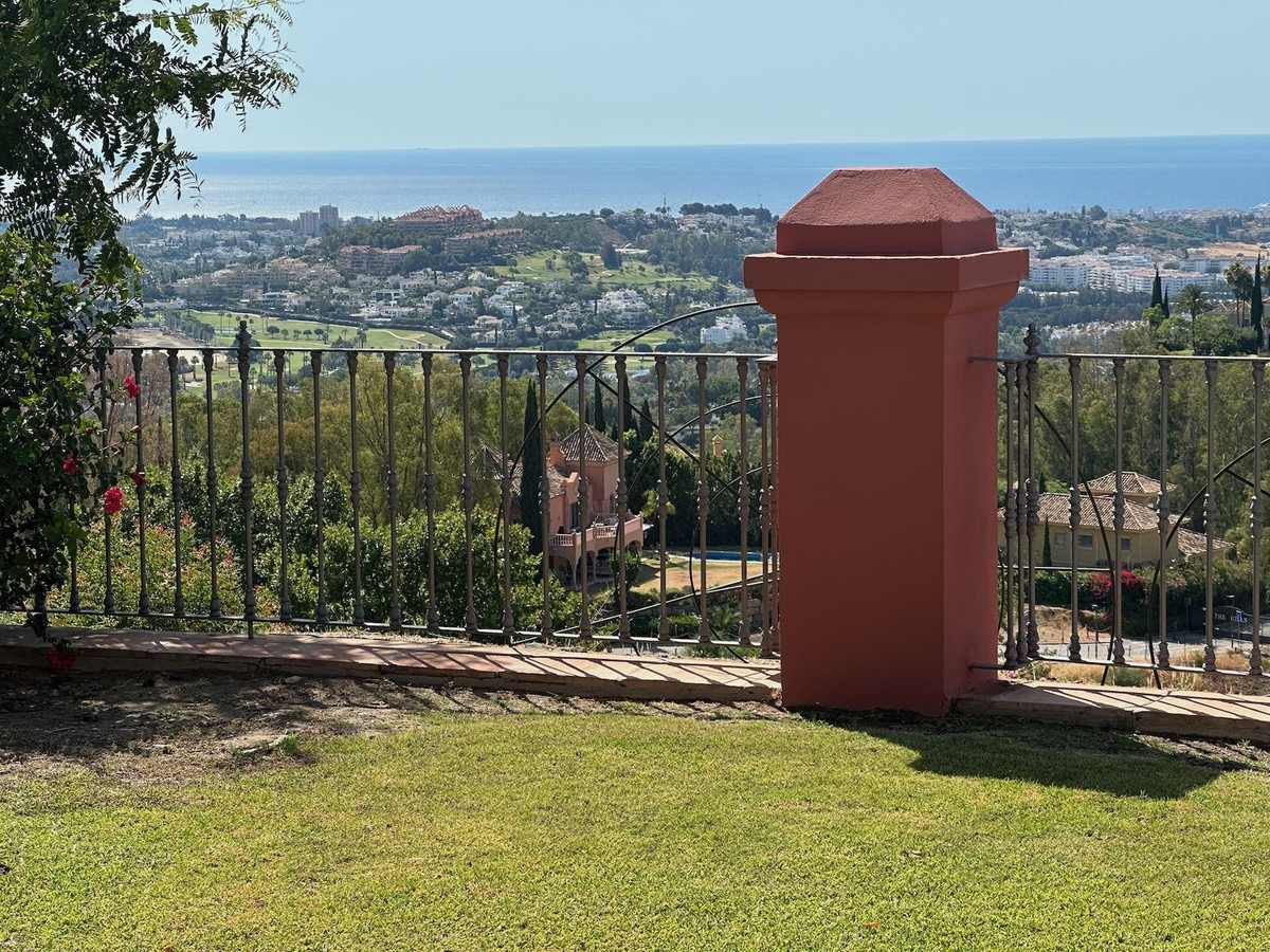 3 bedroom Penthouses for sale in Monte Halcones – R5430502 3 bedroom Penthouses for sale in Monte Halcones – R5430502