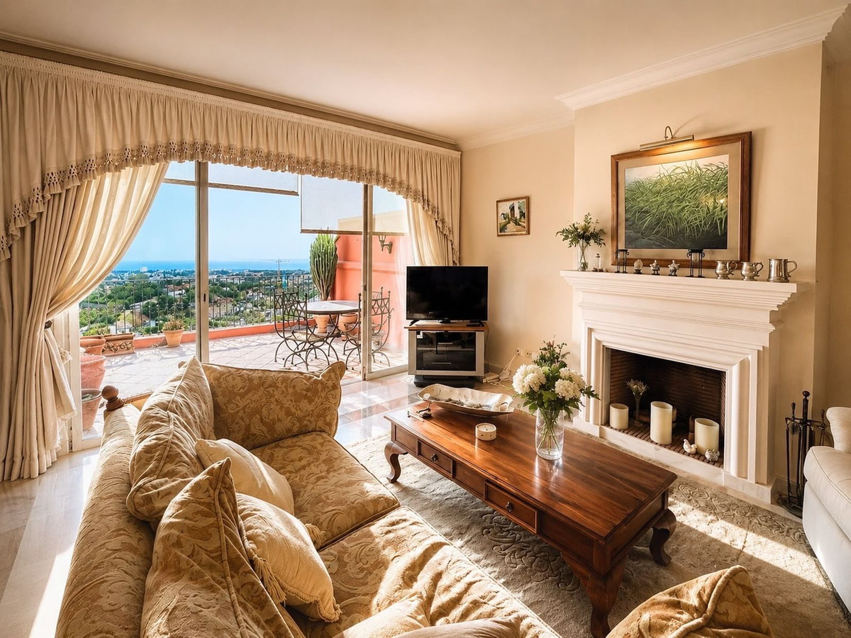 3 bedroom Penthouses for sale in Monte Halcones – R5430502 3 bedroom Penthouses for sale in Monte Halcones – R5430502