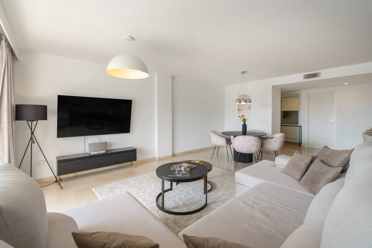 4 bedroom Apartments for sale in Nueva Andalucía – R5383246 4 bedroom Apartments for sale in Nueva Andalucía – R5383246