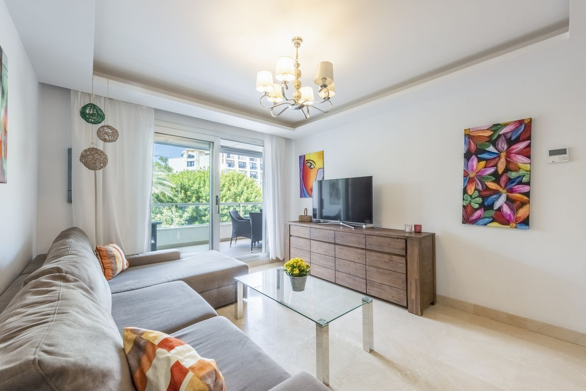 Apartamentos de 3 dormitorios en venta en San Pedro de Alcántara – R5302882 Apartamentos de 3 dormitorios en venta en San Pedro de Alcántara – R5302882