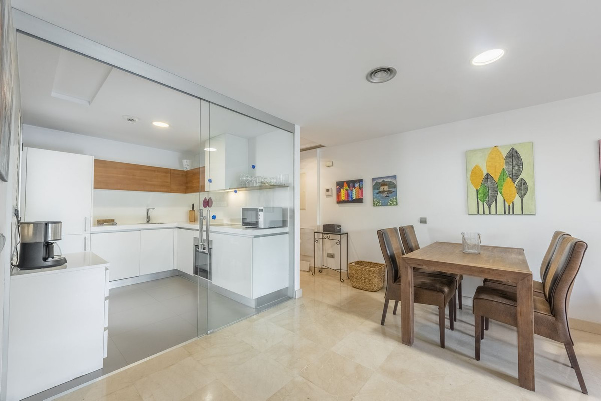 Apartamentos de 3 dormitorios en venta en San Pedro de Alcántara – R5302882 Apartamentos de 3 dormitorios en venta en San Pedro de Alcántara – R5302882