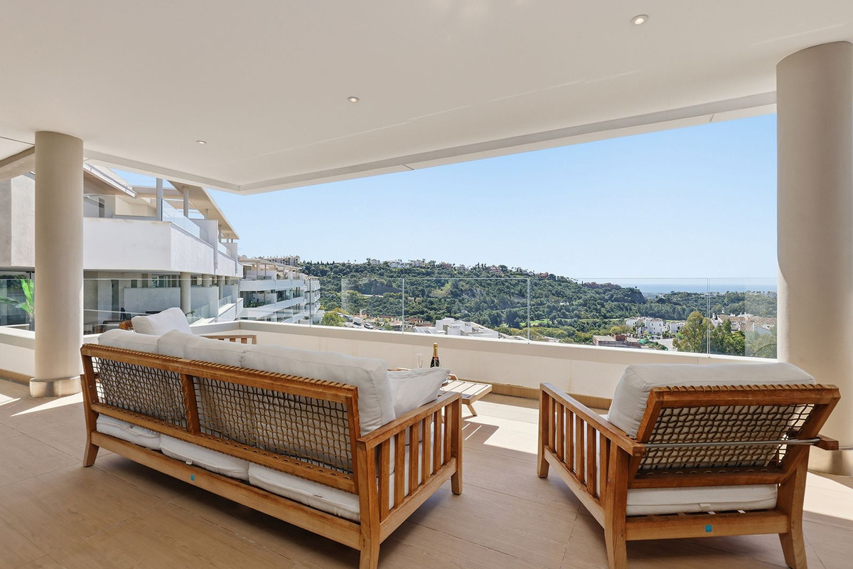 Apartamentos de 3 dormitorios en venta en Benahavís – R5356144 Apartamentos de 3 dormitorios en venta en Benahavís – R5356144