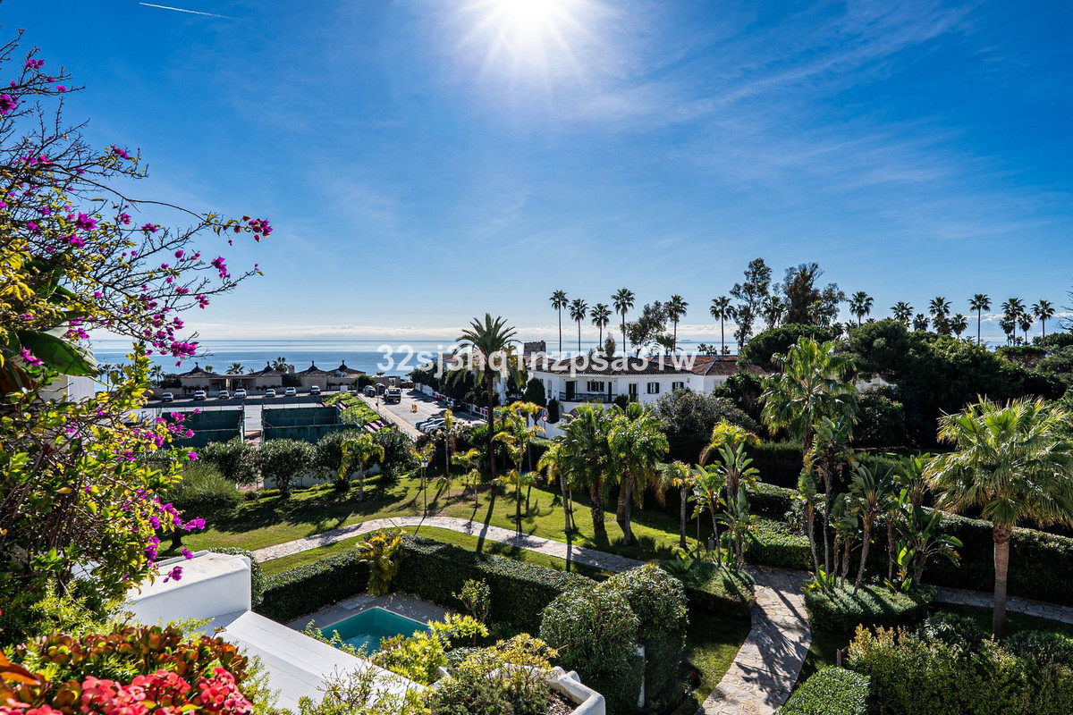 Apartamentos de 4 dormitorios en venta en Guadalmina Baja – R5259682 Apartamentos de 4 dormitorios en venta en Guadalmina Baja – R5259682