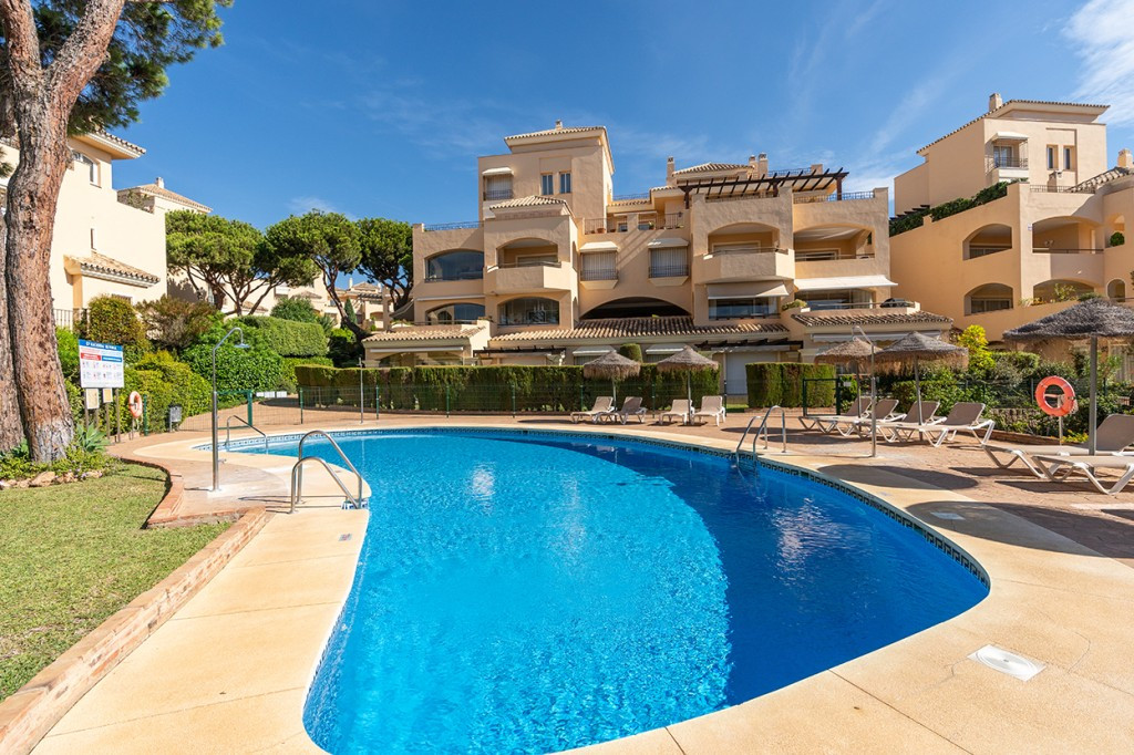 Apartamentos de 3 dormitorios en venta en Elviria – R4887376 Apartamentos de 3 dormitorios en venta en Elviria – R4887376